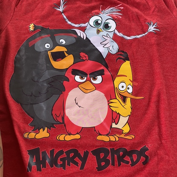 Red angry birds red shirt. No holes and no damage. - Picture 4 of 4